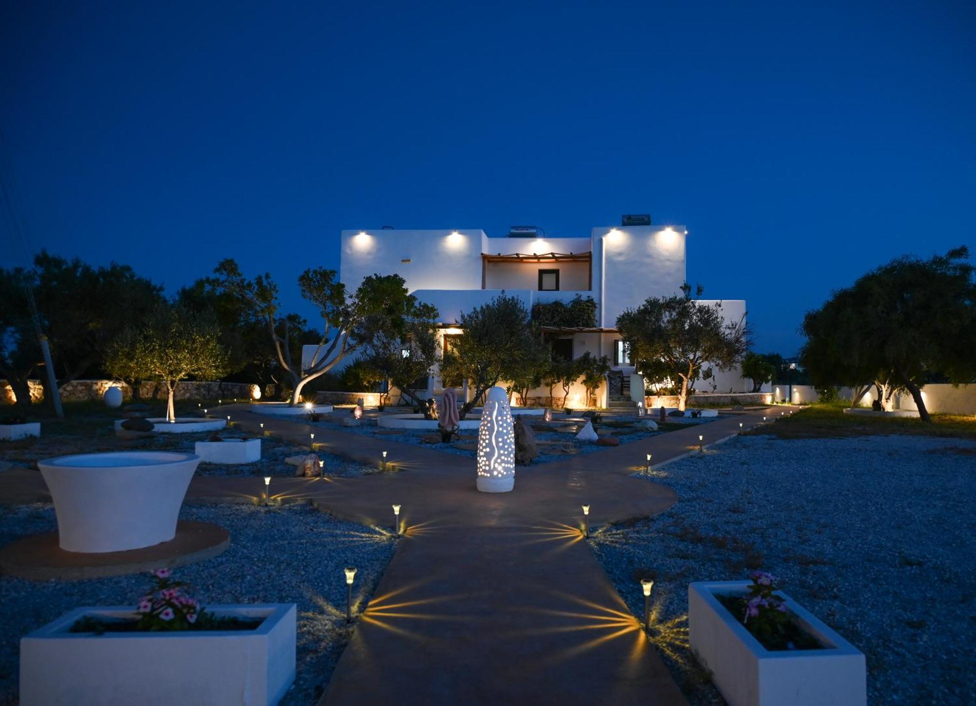 Fantasy Rooms Adamantas  Exterior foto